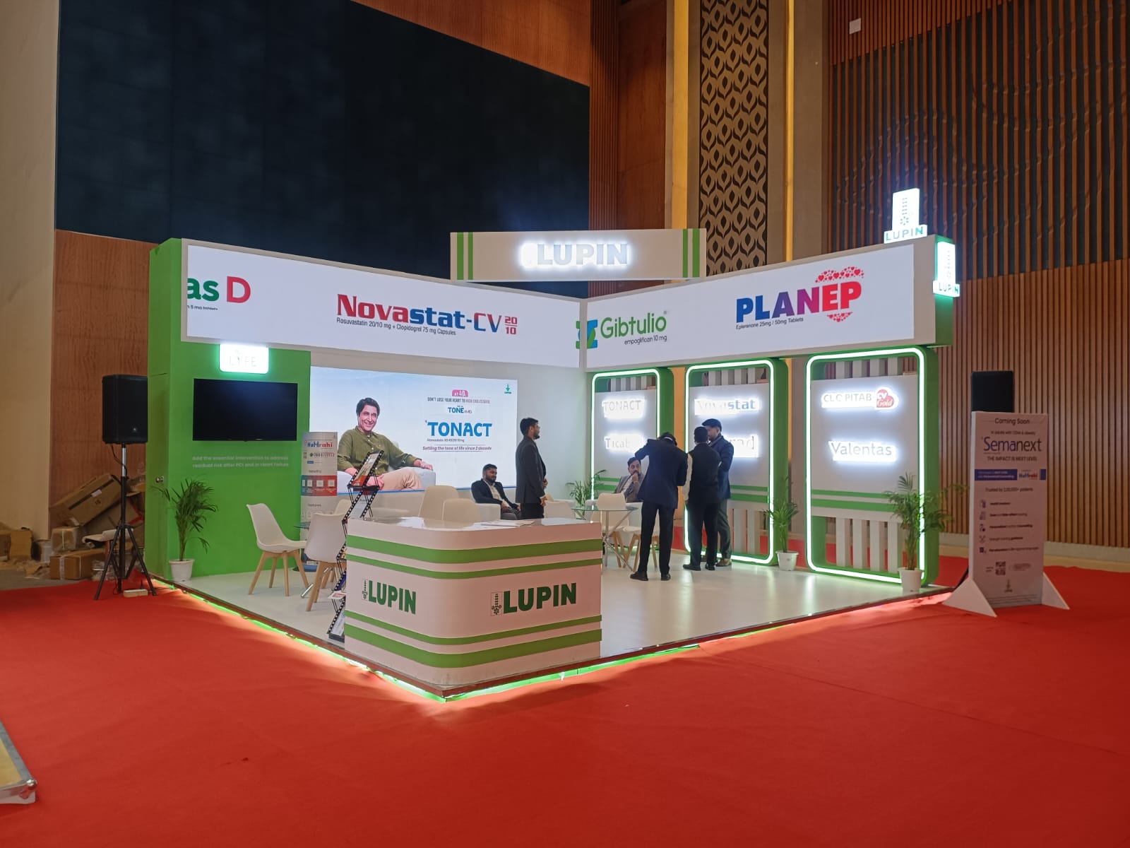 Retail Exhibition Kiosk - Elite Studio Exhibitions